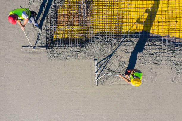 Best Custom Concrete Contractor  in Algonac, MI